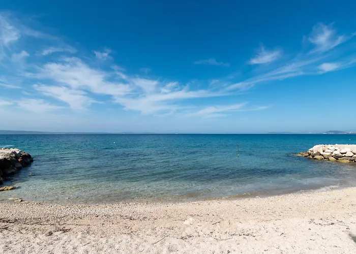 Jerkan 13 By Interhome